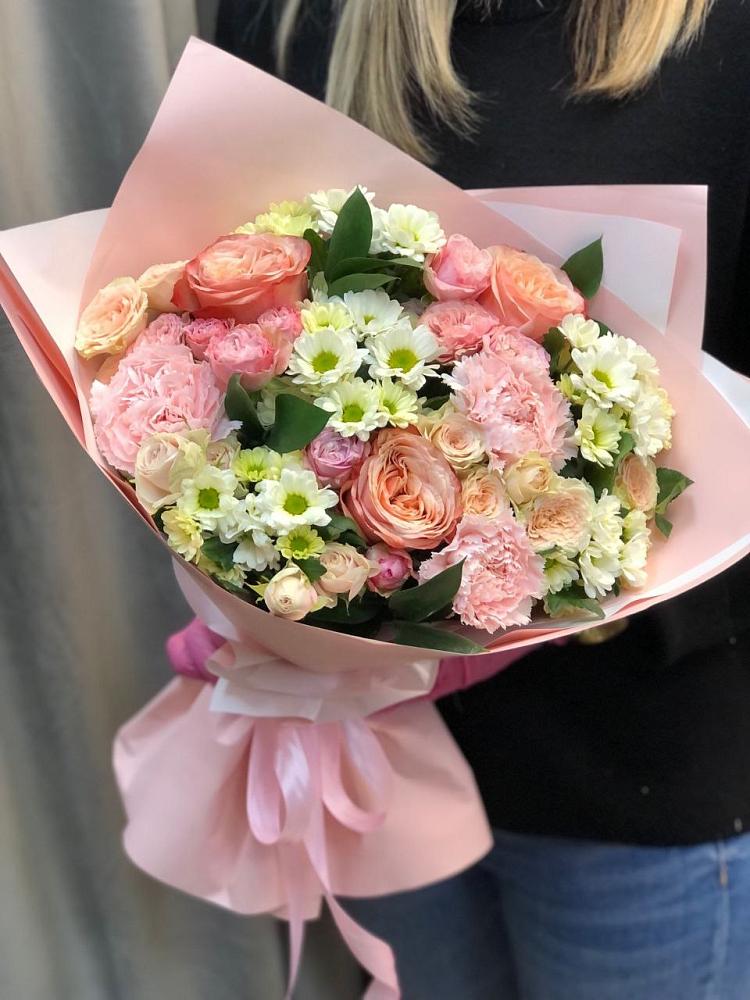 Букет цветов из: Гвоздики, Розы и Хризантемы в Садовом Республики Калмыкия