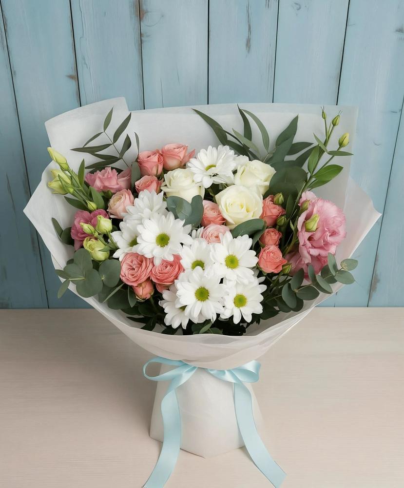 Букет цветов из: Розы, Лизиантусы и Хризантемы в Садовом Республики Калмыкия