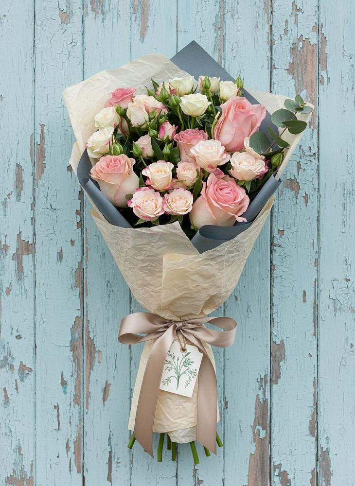 Букет цветов из: Розы в Садовом Республики Калмыкия