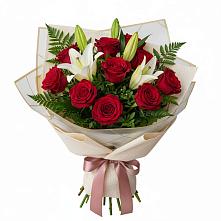 Букет цветов из:  Лилии и Розы в Садовом Республики Калмыкия