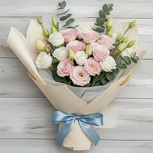 Букет цветов из:  Лизиантусы в Садовом Республики Калмыкия