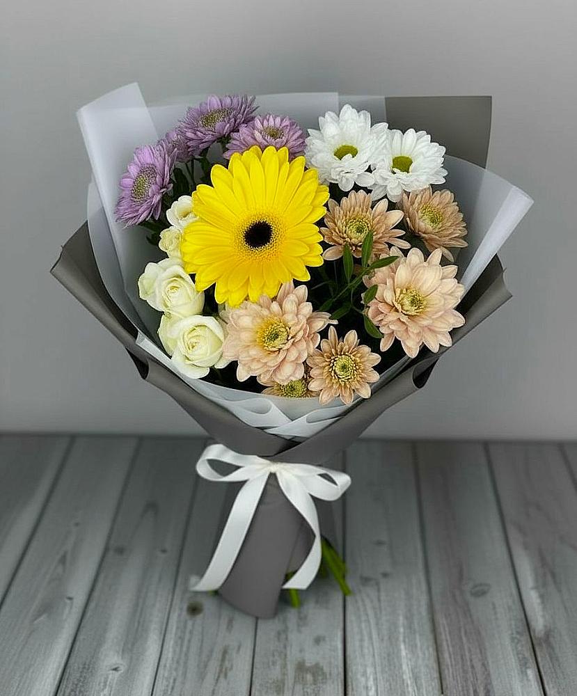 Букет цветов из: Розы, Герберы и Хризантемы в Садовом Республики Калмыкия
