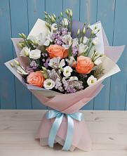 Букет цветов из:  Лизиантусы, Розы, Альстромерии и Гипсофила в Садовом Республики Калмыкия