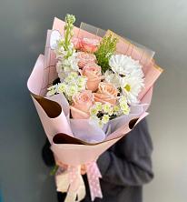 Букет цветов из:  Хризантемы и Розы в Садовом Республики Калмыкия