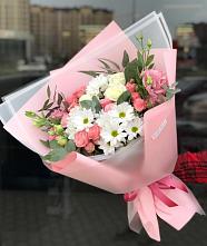 Букет цветов из:  Розы, Лизиантусы и Хризантемы в Садовом Республики Калмыкия