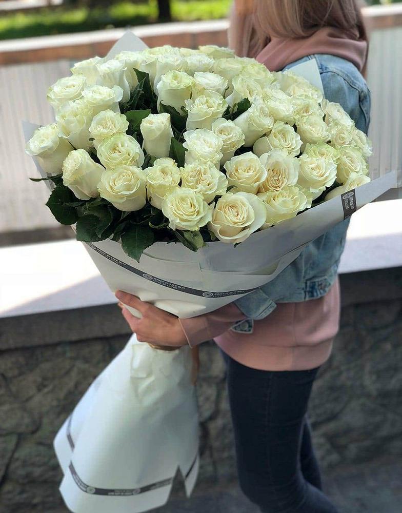 35 Белых роз в Садовом Республики Калмыкия Букет 35 Белых роз в Садовом Республики Калмыкия
