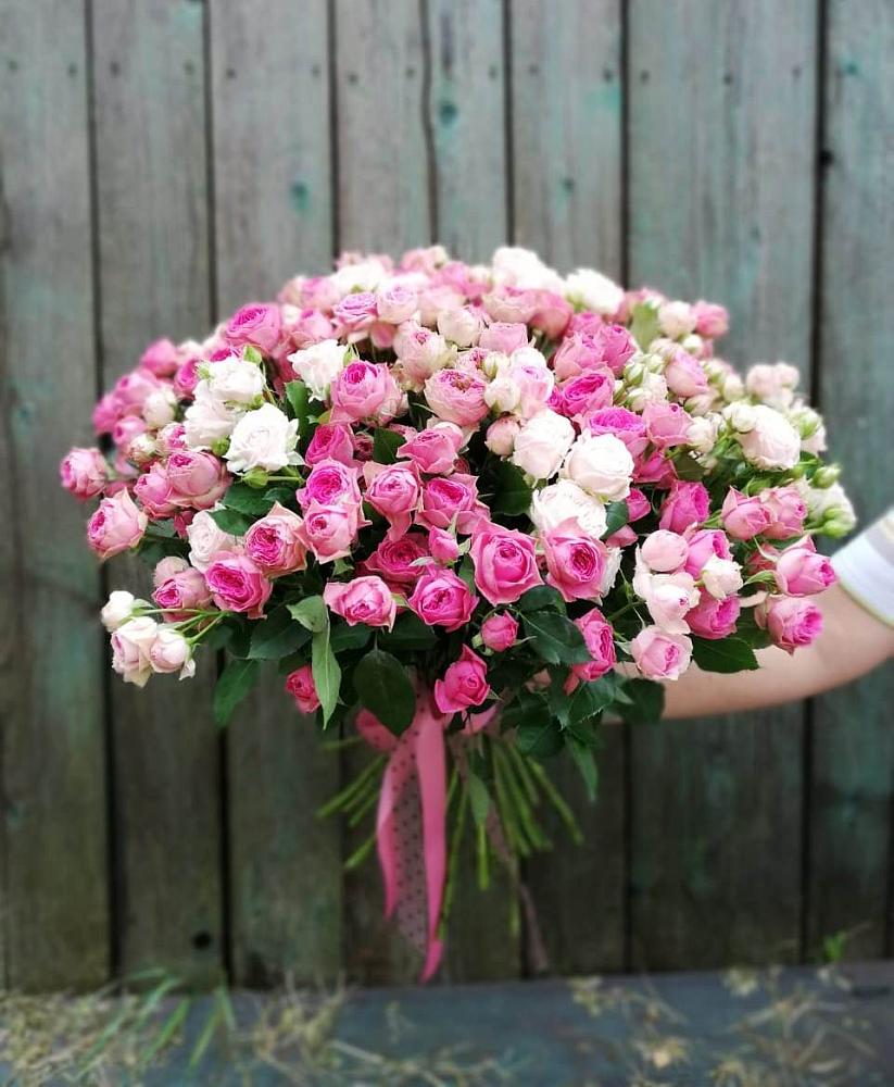 Букет Розовые кустовые розы Натали и Лав Лидия в Садовом Республики Калмыкия