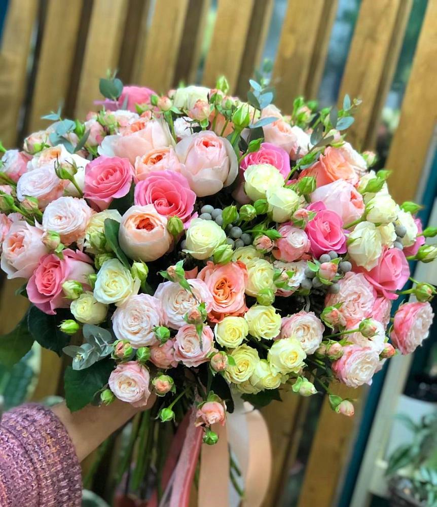 Букет цветов из: Розы в Садовом Республики Калмыкия