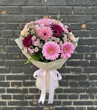 Букет цветов из:  Герберы и Хризантемы в Садовом Республики Калмыкия
